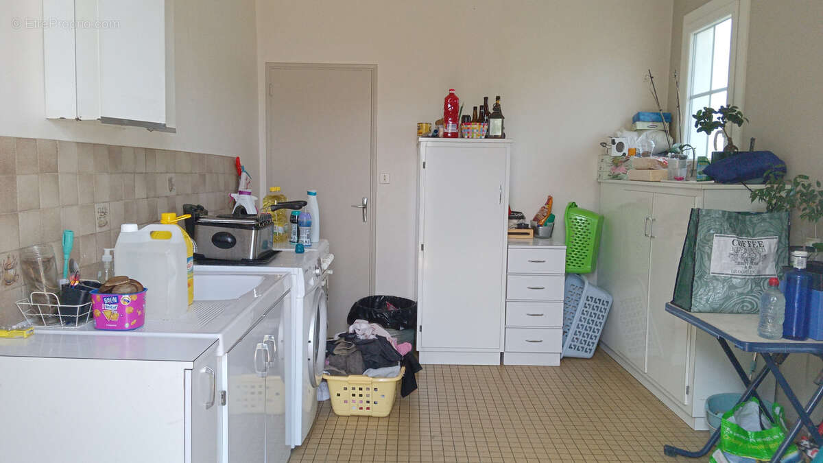 Maison à MAZIERES-EN-GATINE