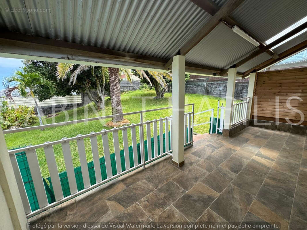 Maison à PETITE-ILE