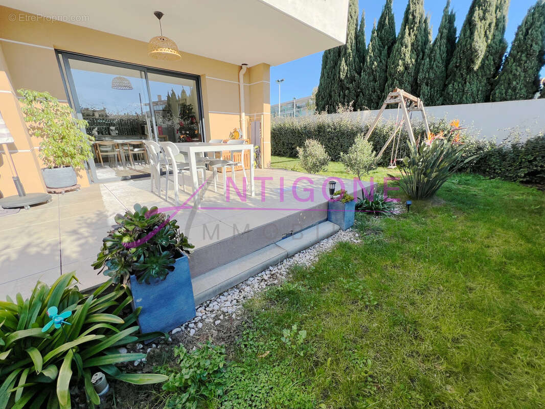 Appartement à SIX-FOURS-LES-PLAGES