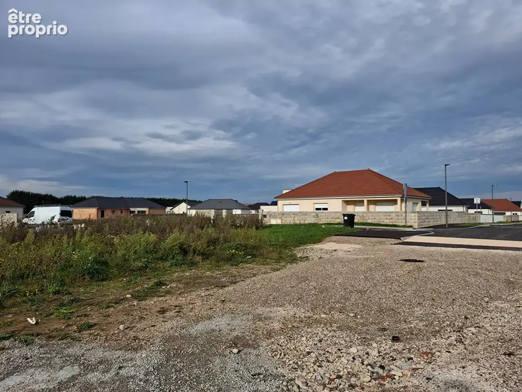 Les Terres des Croix Rouges Tranche 3 - Lot E8 - photo 3