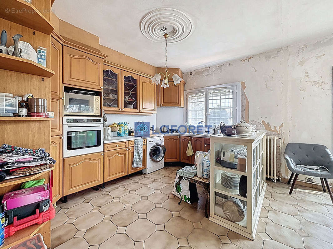 Maison à SAVIGNY-SUR-ORGE