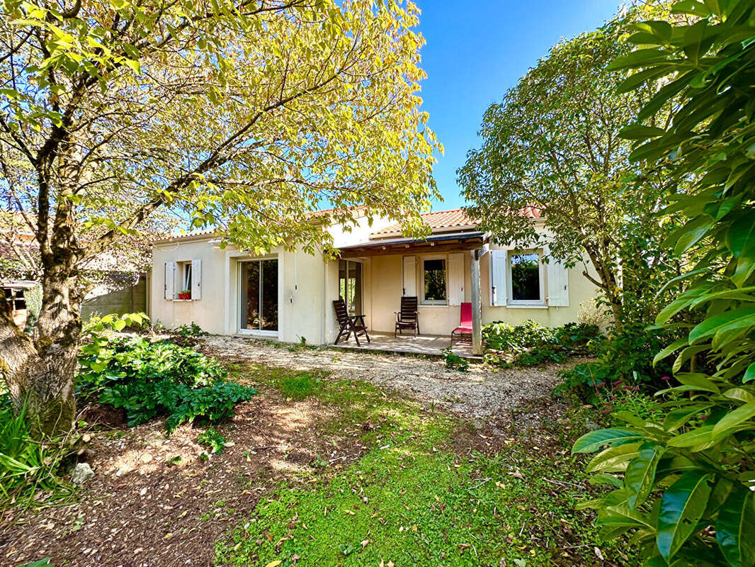 Maison à VOUNEUIL-SOUS-BIARD