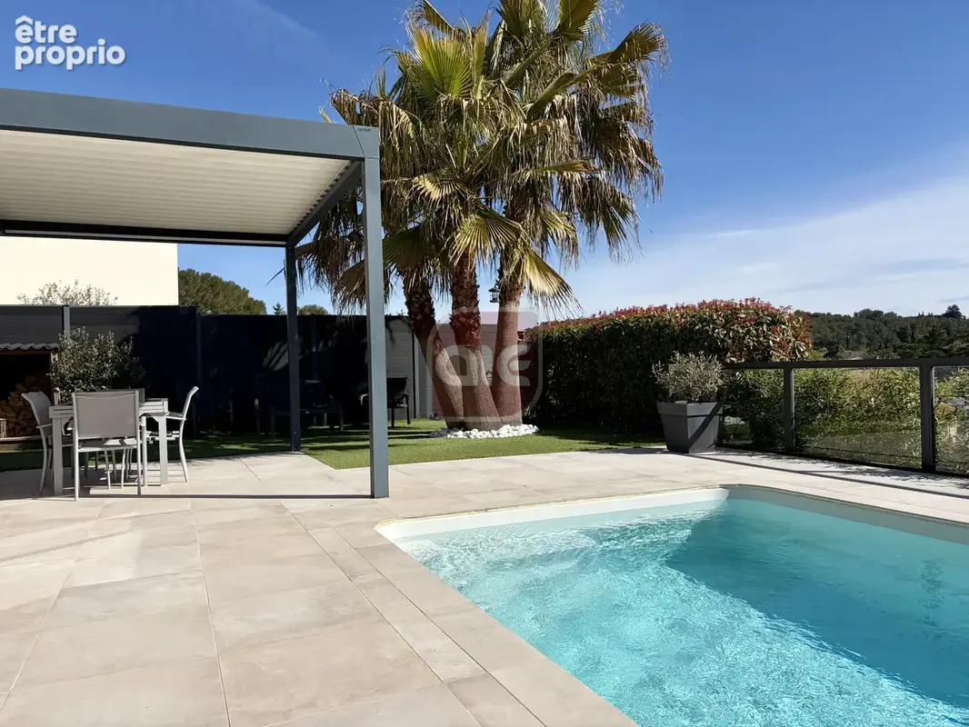 EXCLUSIVITÉ A.I.E. !! Superbe villa T4 récente avec vue dégagée. - photo 6