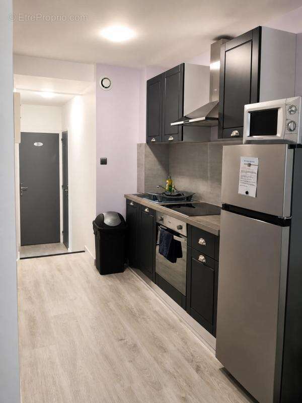 Immeuble de 14 pièces de 350 m² à Beaulieu-sur-Loire - photo 10