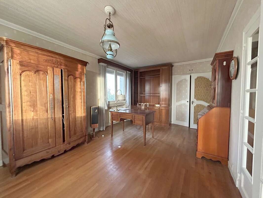 Maison à NEUVILLE-DE-POITOU