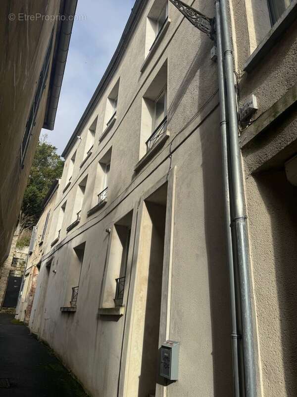 Appartement 328 m² à Chateau-Thierry  - photo 2