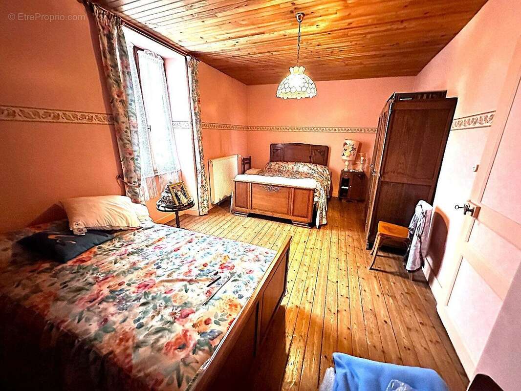 Maison à CHABANAIS