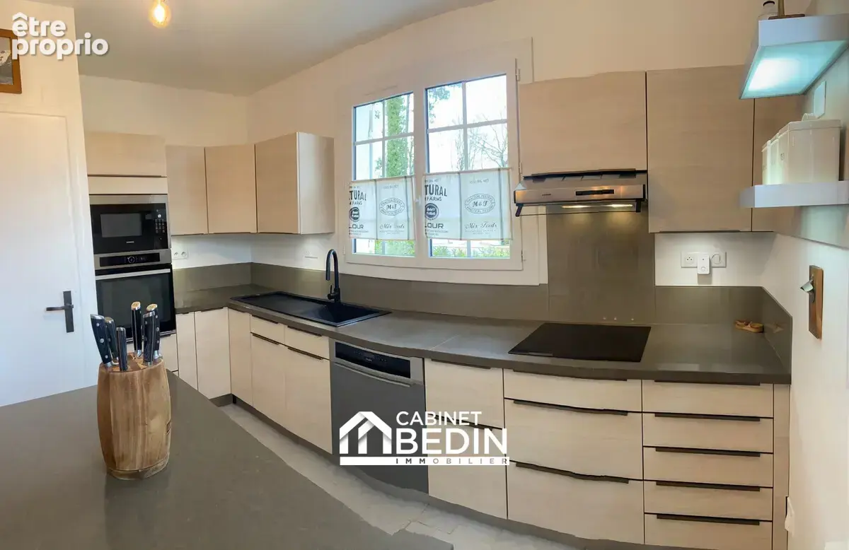Maison 8 pièces 235 m² à vendre à Cestas (33610) - photo 5