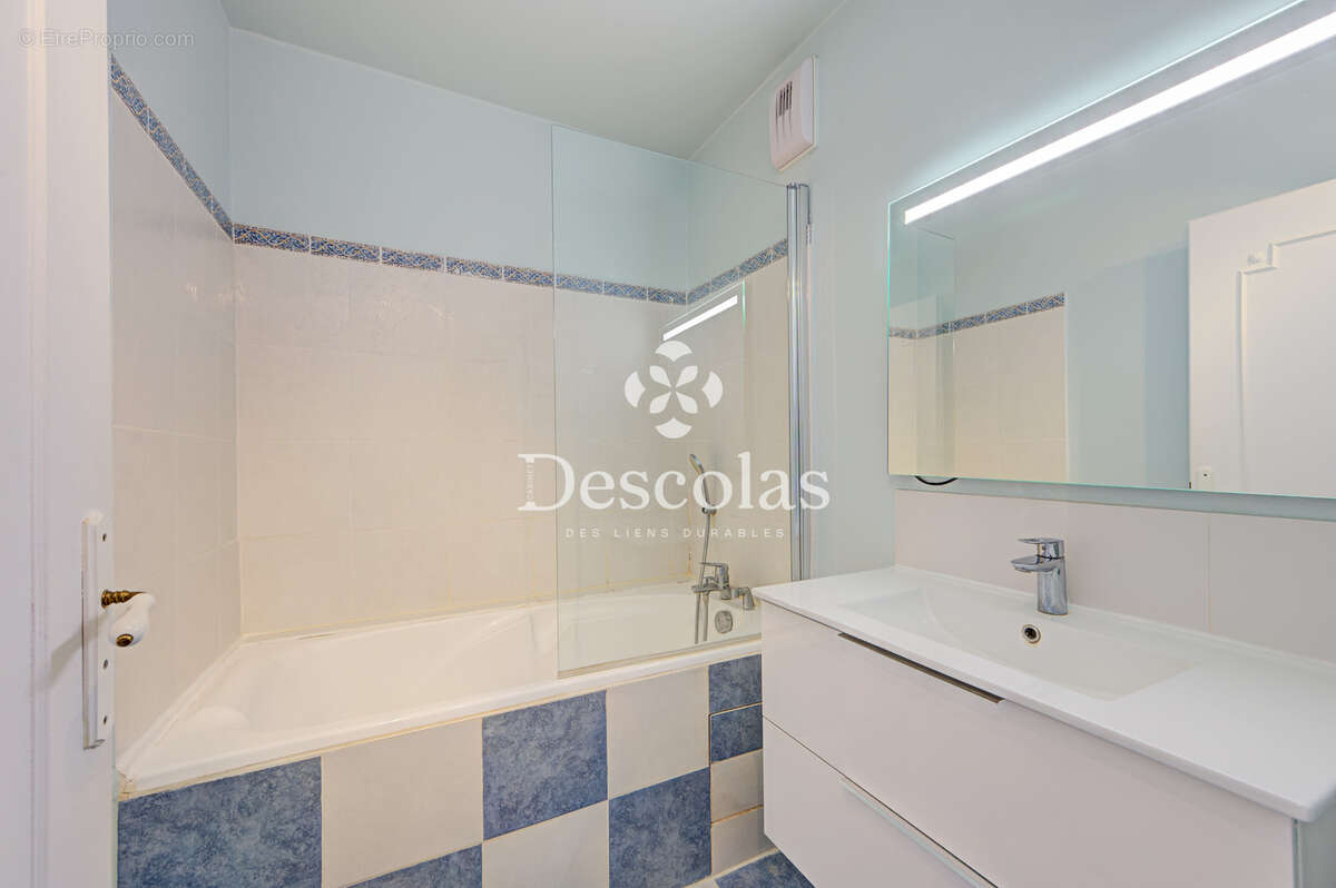 APPARTEMENT - 60 m2 - 3 pièces - photo 9