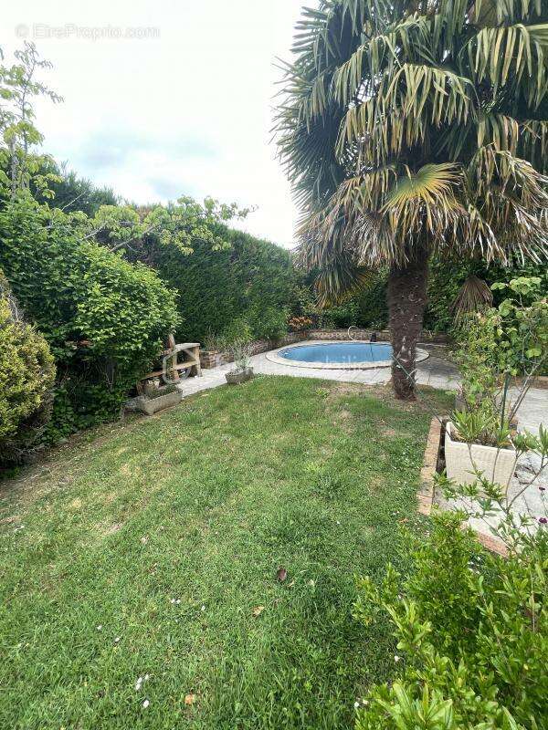 Maison à SAINT-GERMAIN-LAVAL