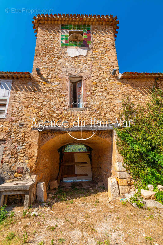 Maison à LE LUC