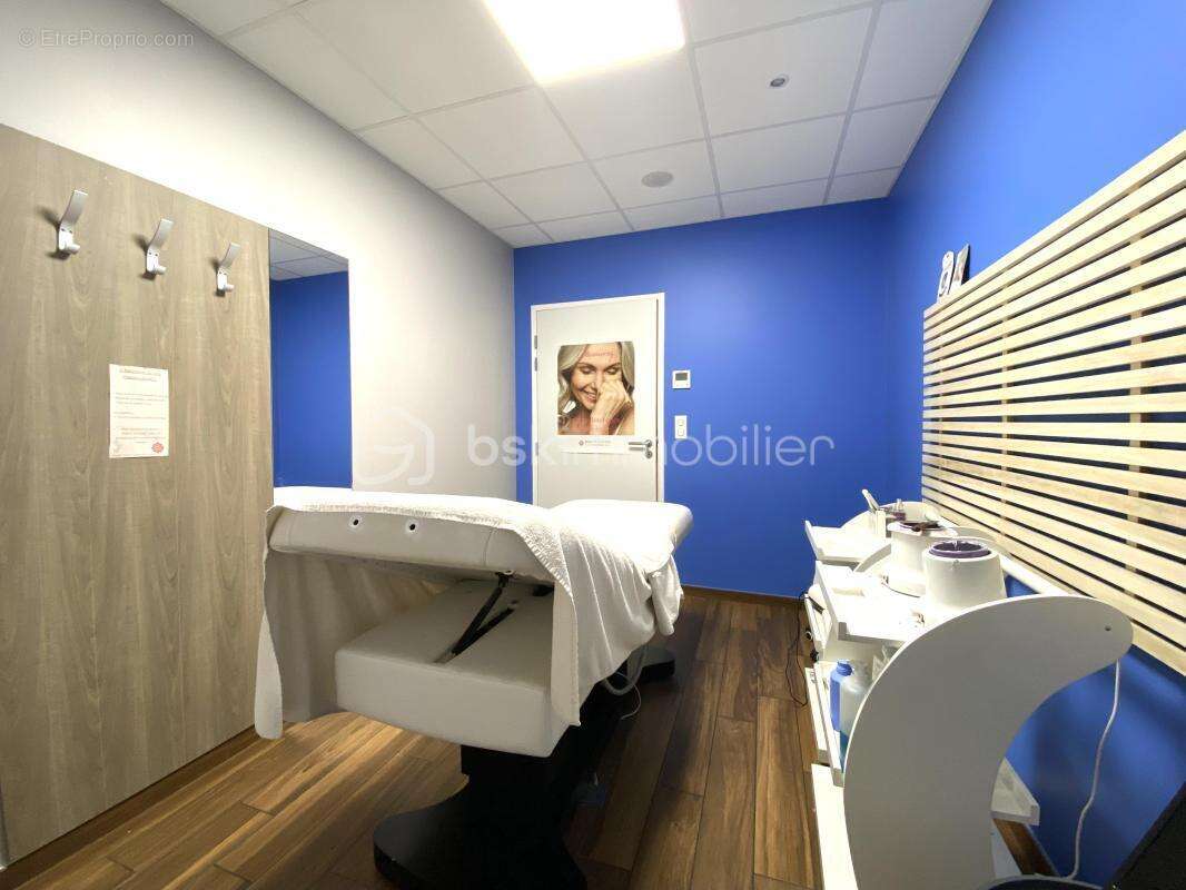 Commerce à SAINT-JORIOZ