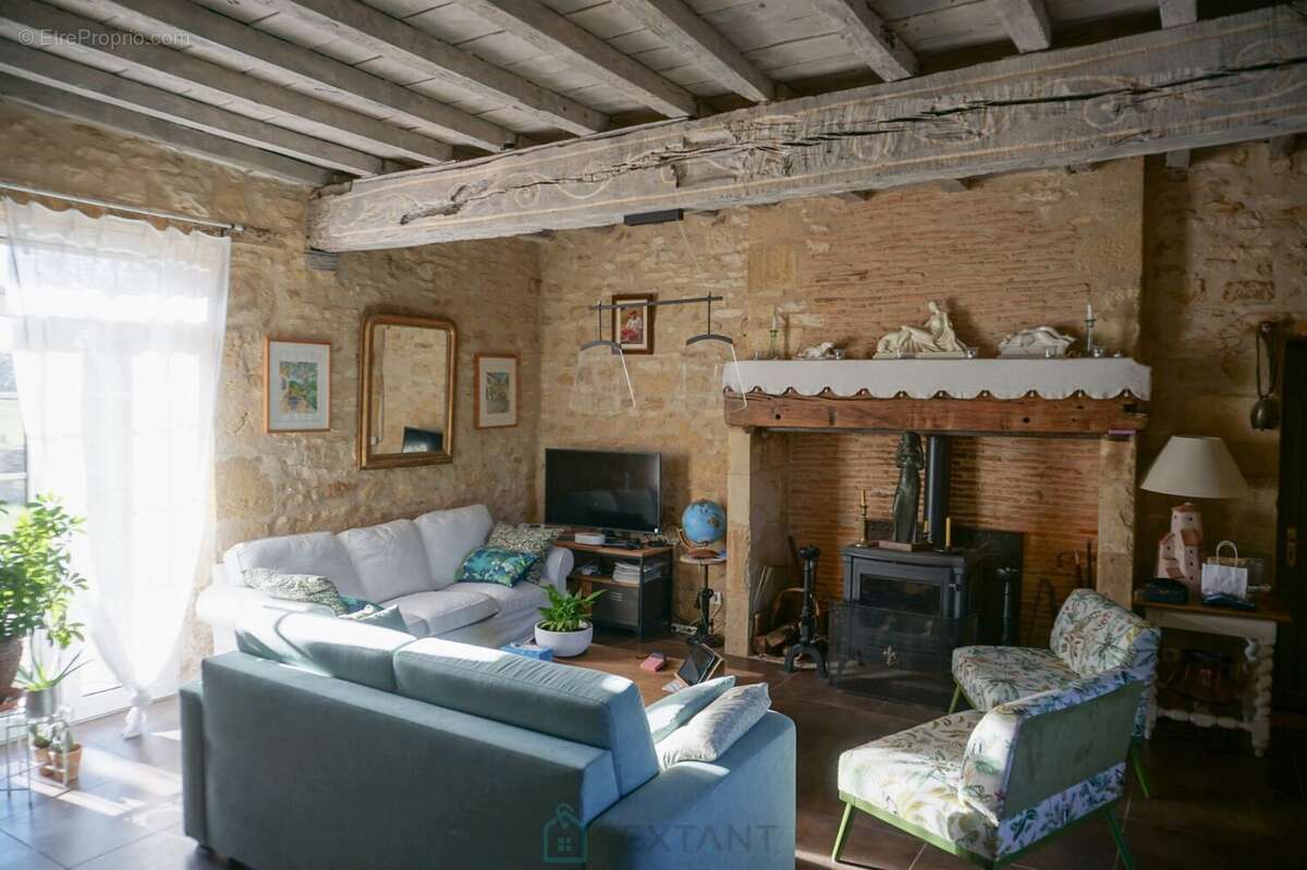 Superbe ensemble immobilier du XIXe siècle situé au coeur de la nature préservée du Périgord vert. - photo 10