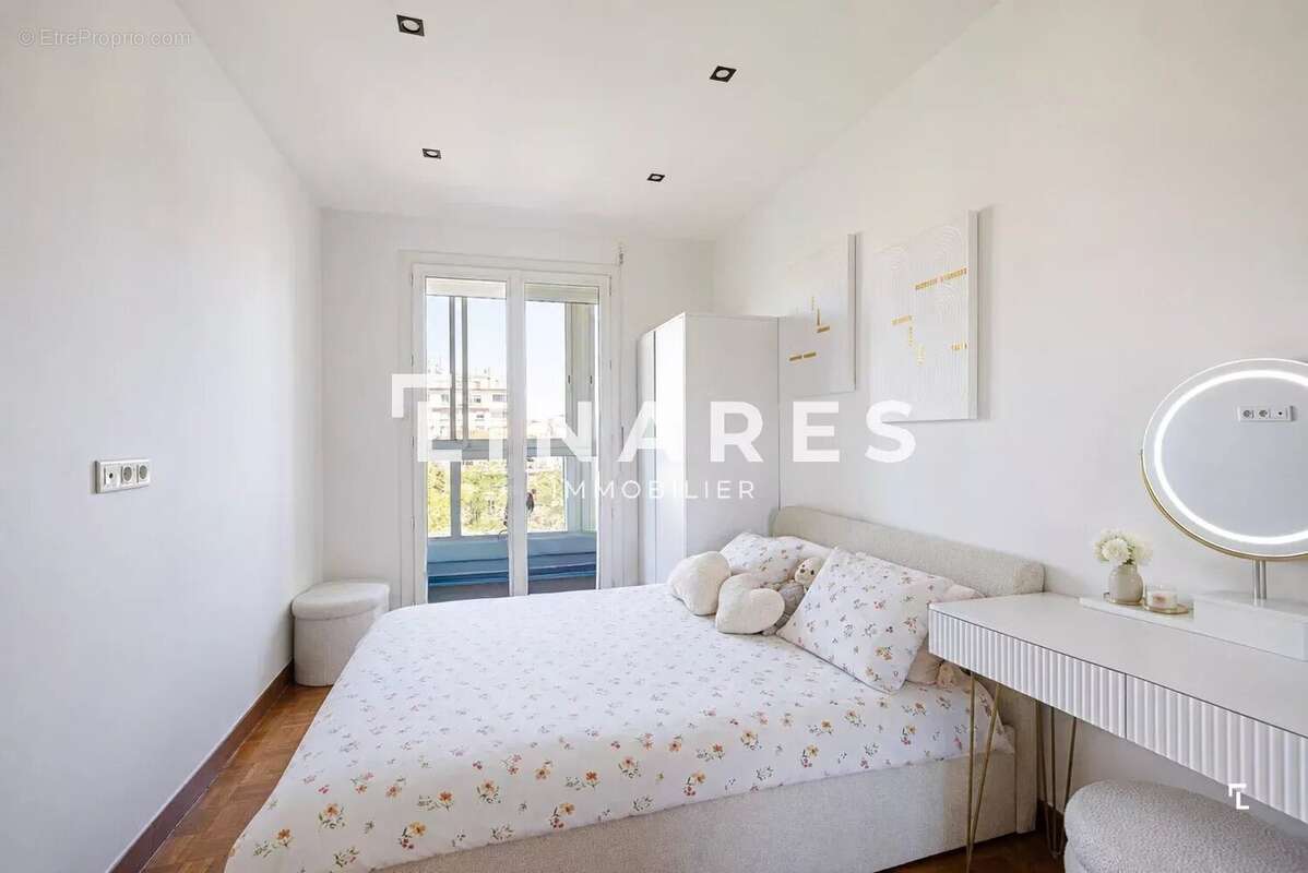 PERRIER HORIZON - Appartement T4 de 126m2 - Balcons - Loggia - Cave - 13008 - photo 8