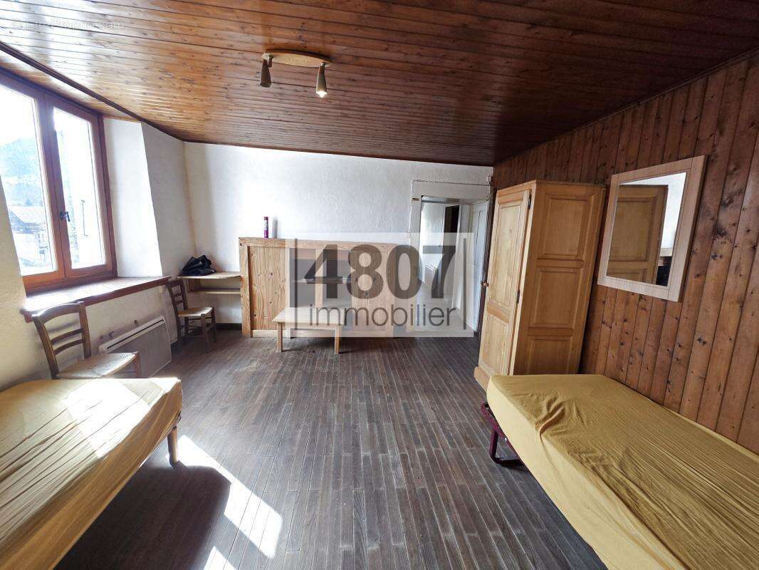 Appartement à ONNION