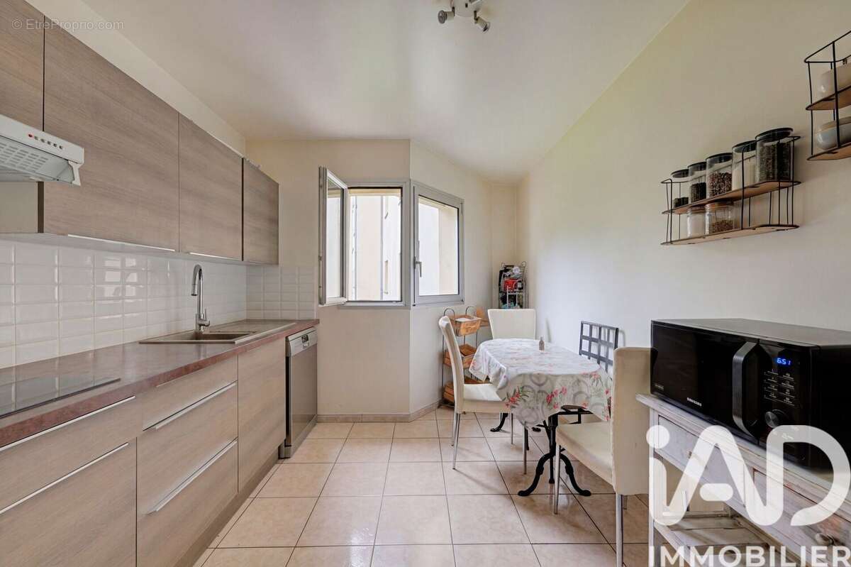 Photo 9 - Appartement à NOGENT-SUR-MARNE