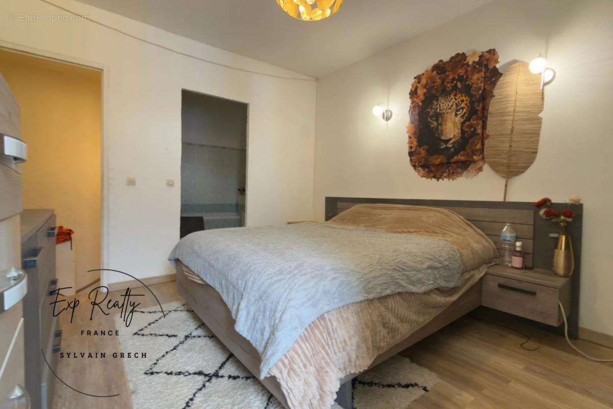 Appartement à SAINT-MAXIMIN-LA-SAINTE-BAUME