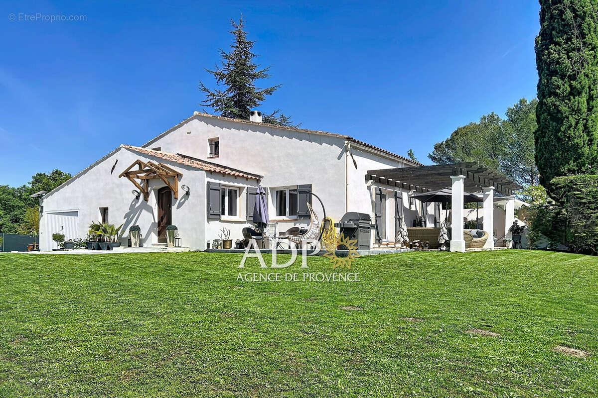 Maison à GRASSE