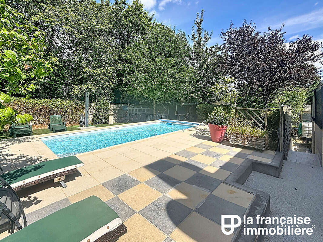 Maison T7 à vendre - Montfort Sur Meu - photo 10