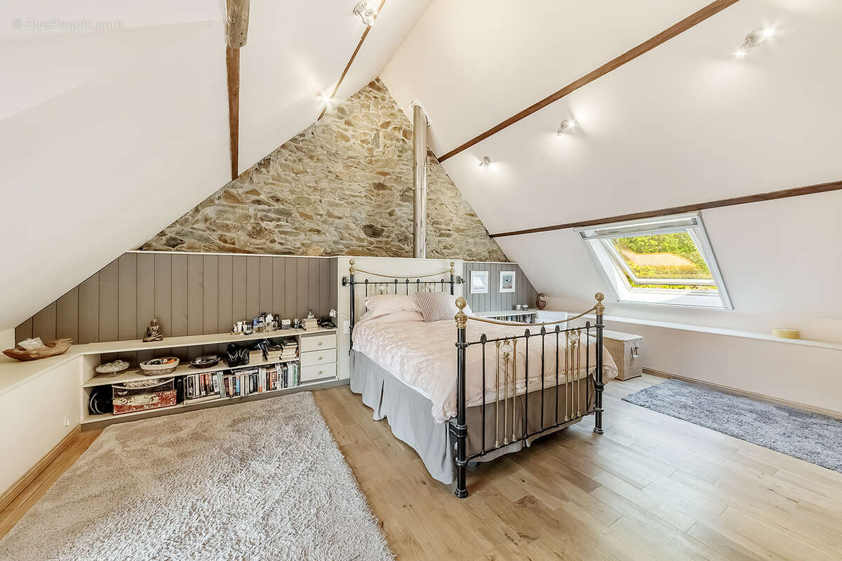 Maison à CLEGUEREC