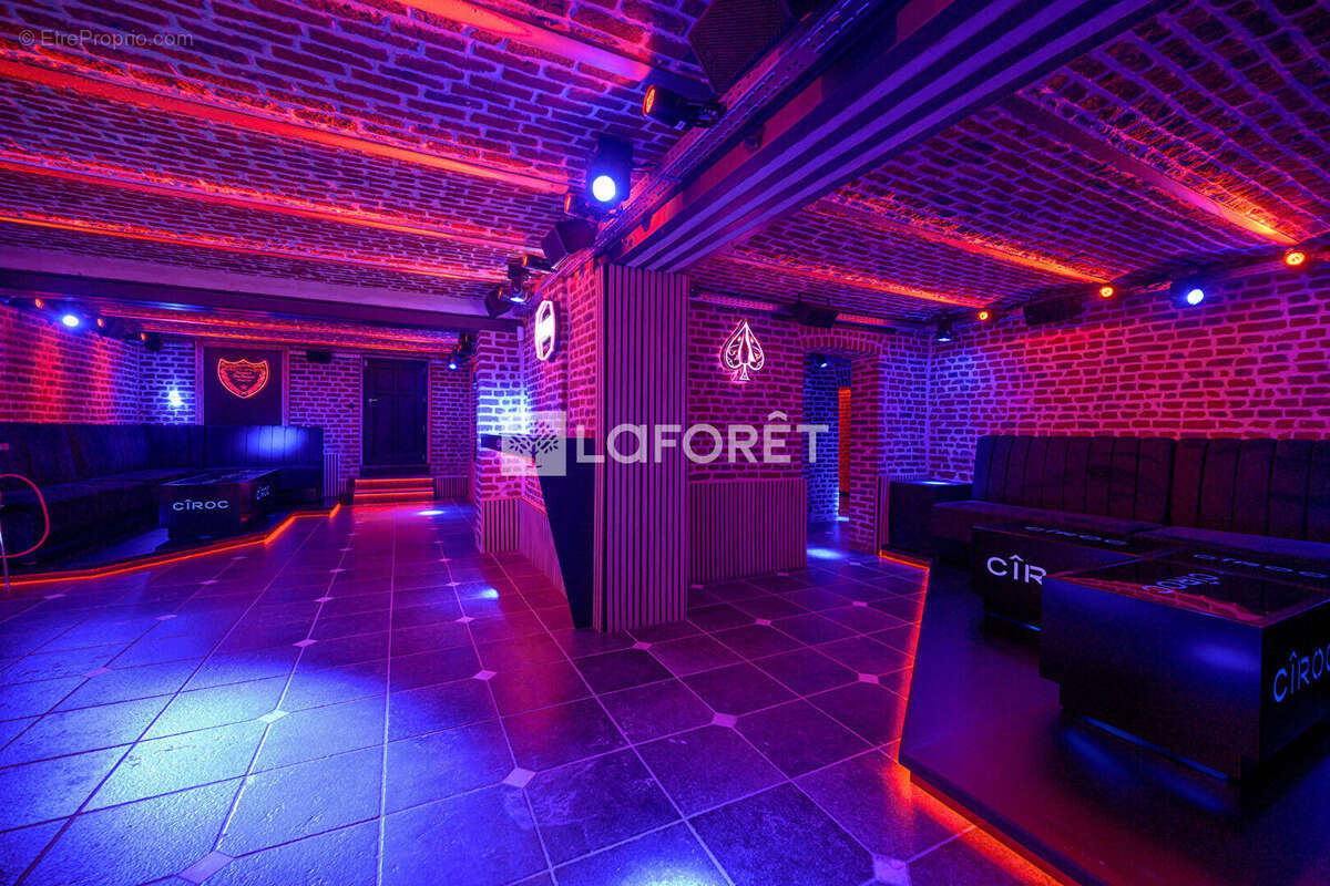 Château de la Fontaine - Maison 500 m2 - 1,8 Hectare - 6 chambres - photo 17