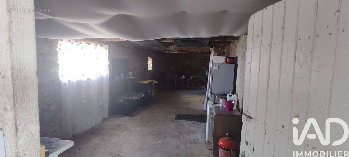 Photo 9 - Maison à BAZOUGES-LA-PEROUSE