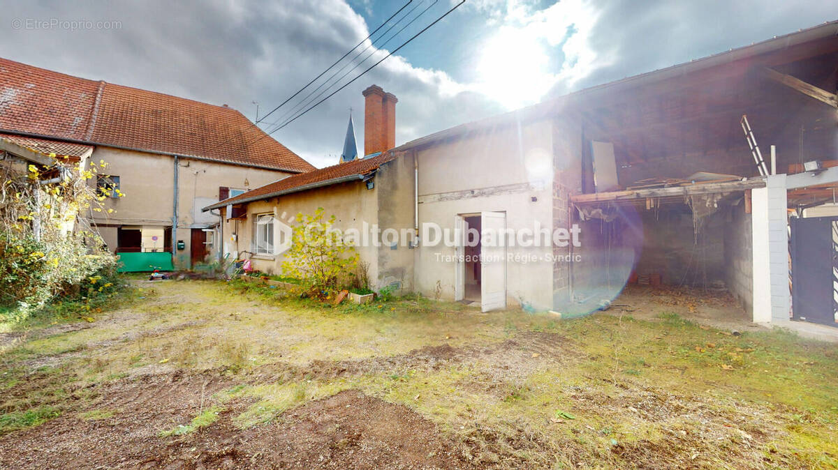 Appartement à MABLY