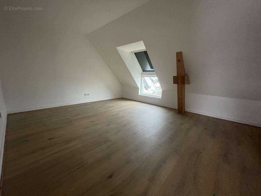 Appartement à SAINT-YRIEIX-LA-PERCHE