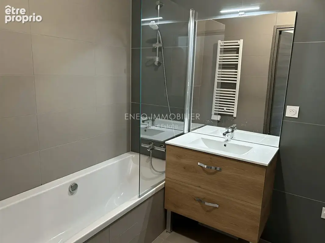Appartement 4 pièces 110 m² à vendre à Bourg-Saint-Maurice (73700) - photo 4