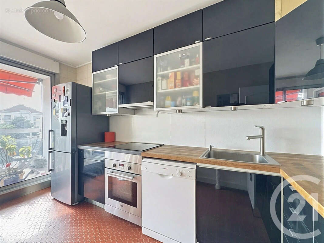 Appartement 96 m² à Villeurbanne  - photo 3