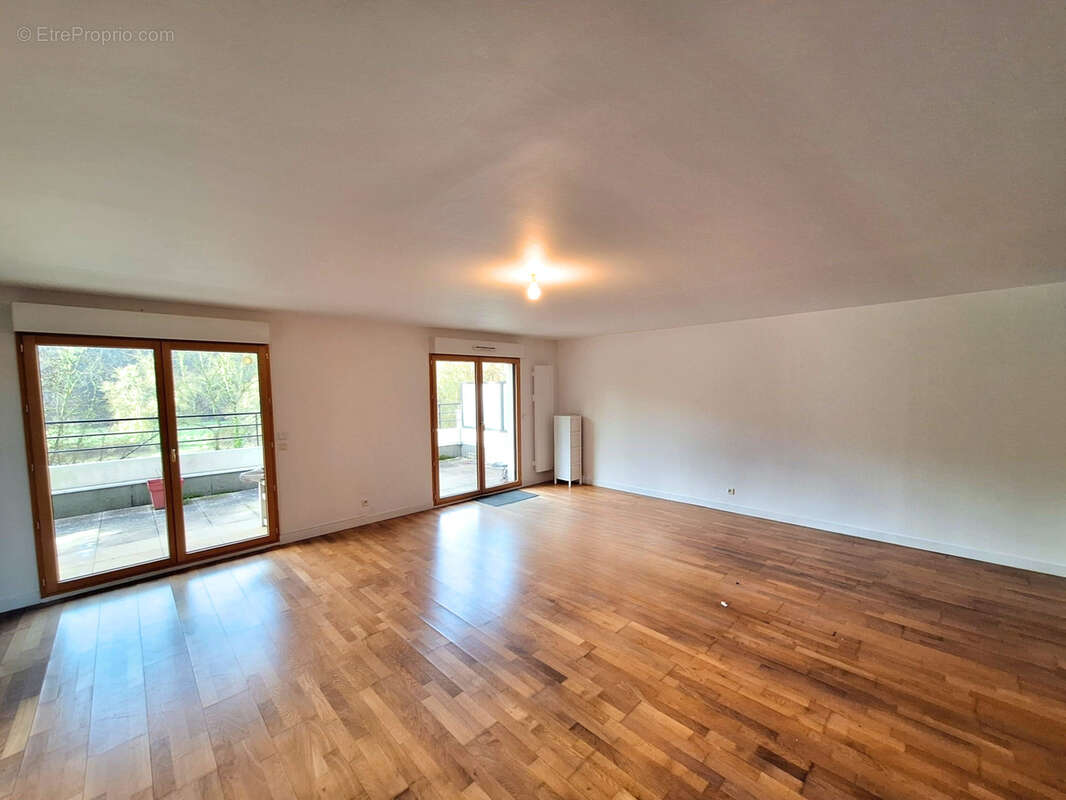 Appartement à SEGRE