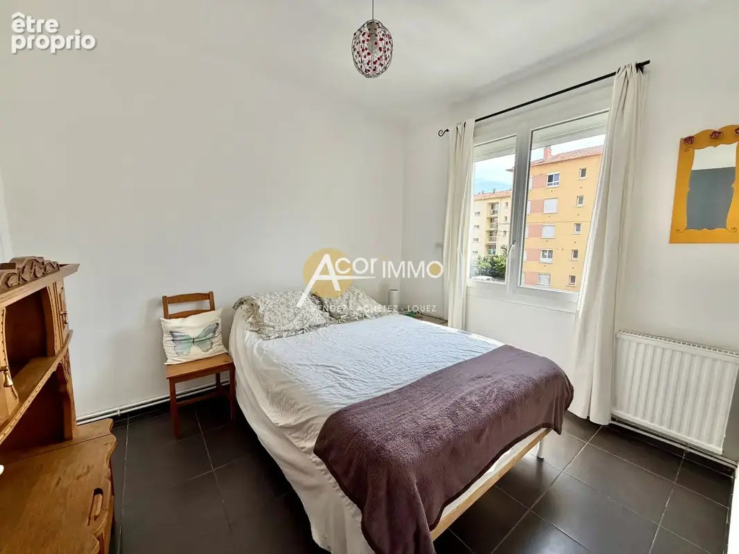 Appartement traversant La Seyne avec balcon, cave et parking - photo 9