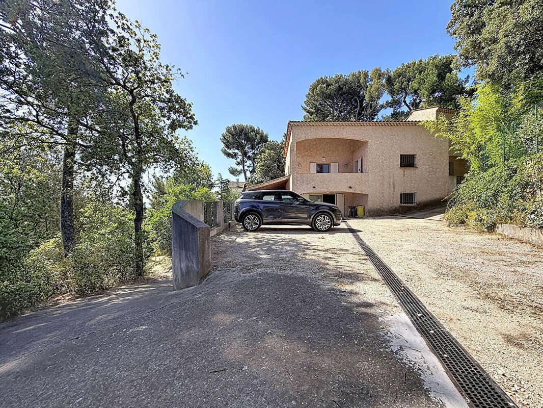 Maison à MARSEILLE-12E