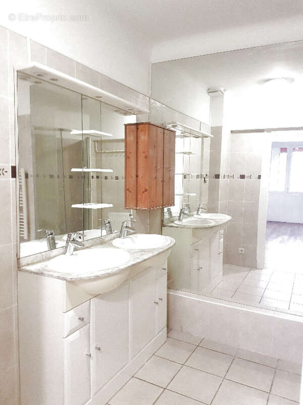 Appartement à LE RAINCY