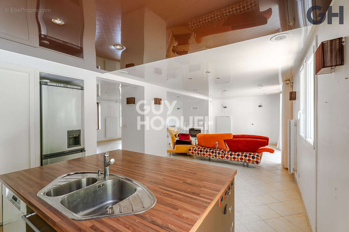Charmante maison de 5 pieces  (109.78 m²)  à soisy-sur-seine - photo 5