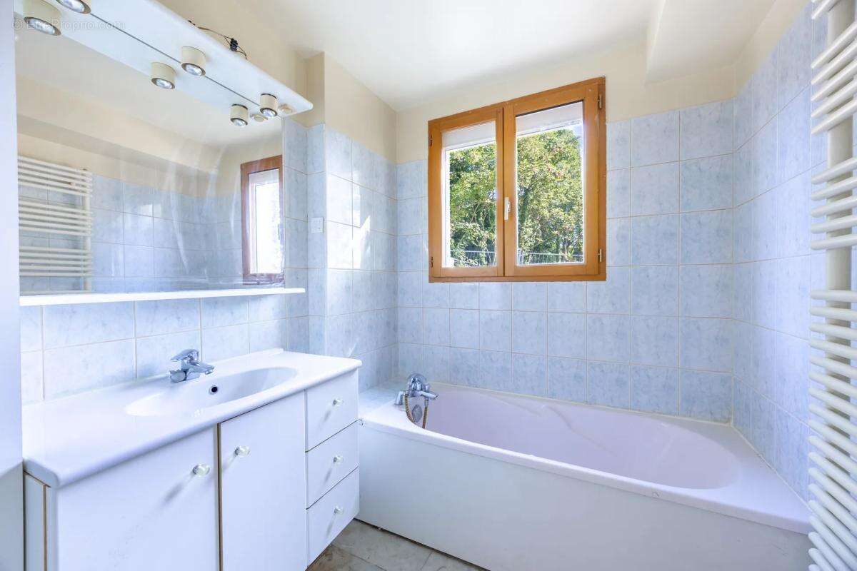 Appartement à VILLEVAUDE