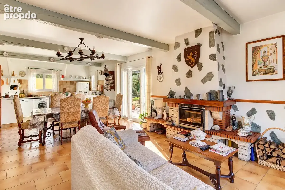 Saint Antonin//Maison 147 M²//5 Pièces//Terrain 662 M² - photo 8