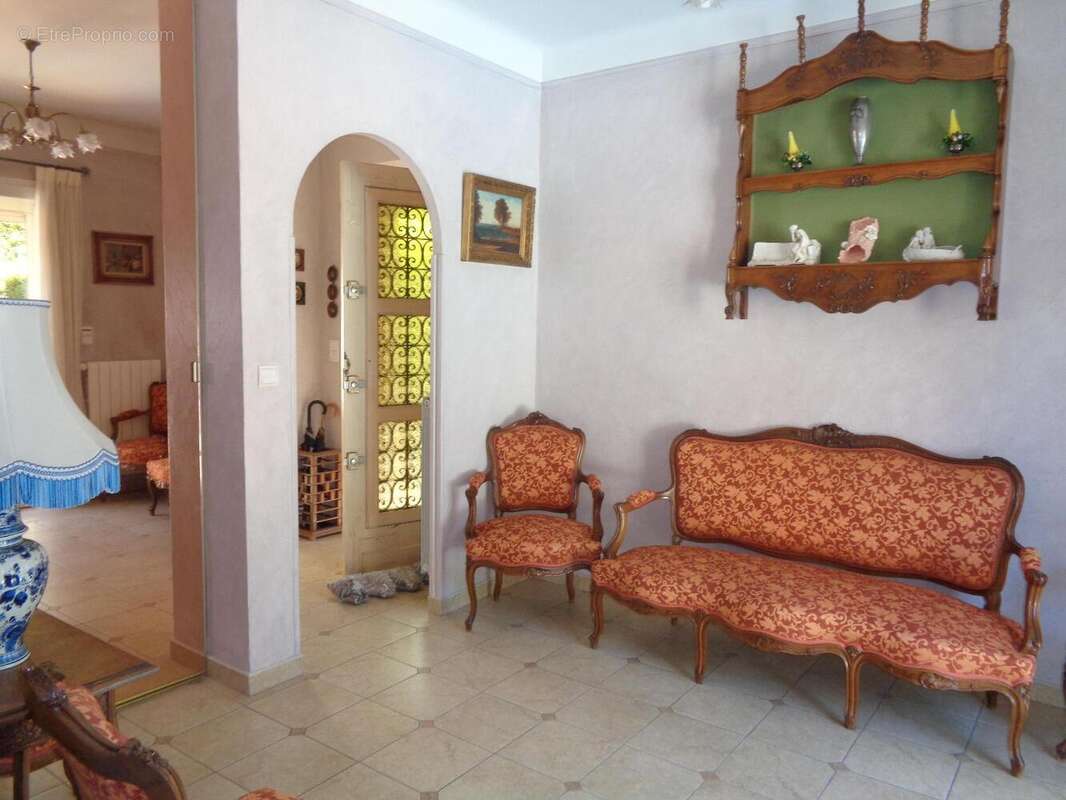   - Maison à DRAGUIGNAN