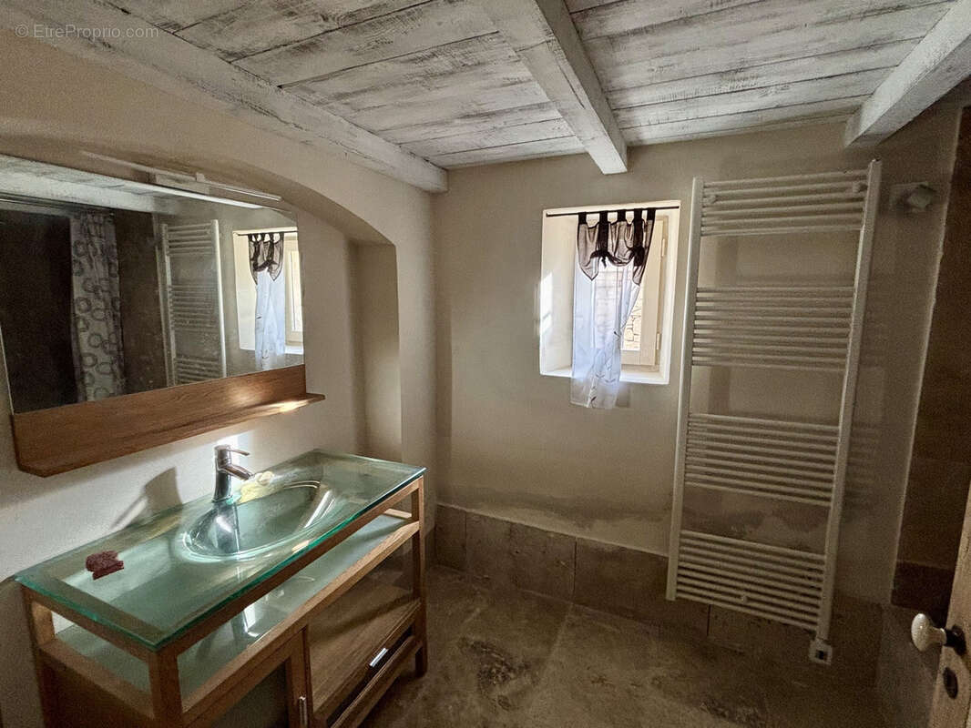 Maison à GOUDARGUES