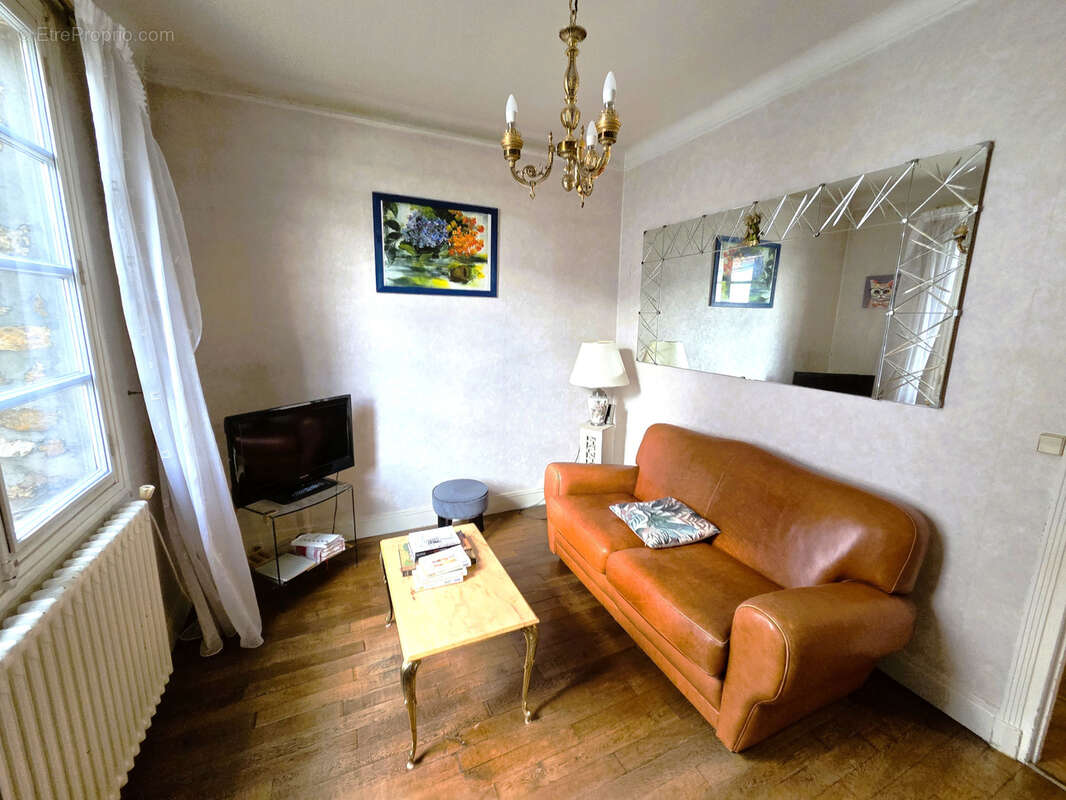 Maison à JUVISY-SUR-ORGE