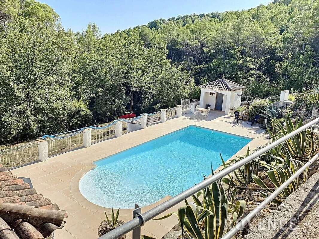 Maison à SAINT-ANTONIN-DU-VAR