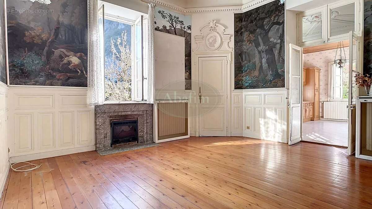 Maison à MARIGNAC