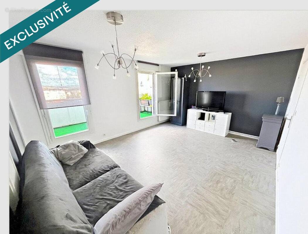 Photo 1 - Appartement à SAINT-ETIENNE