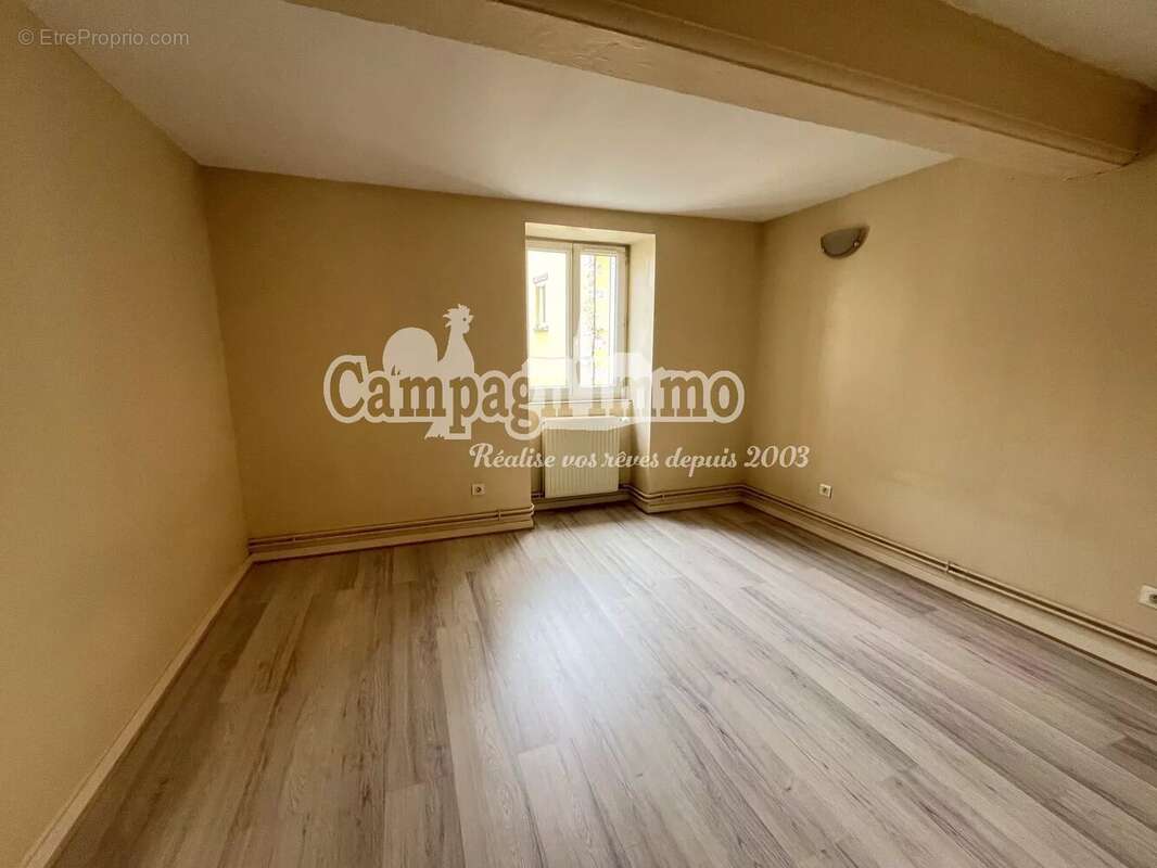 Appartement à PONTCHARRA-SUR-TURDINE