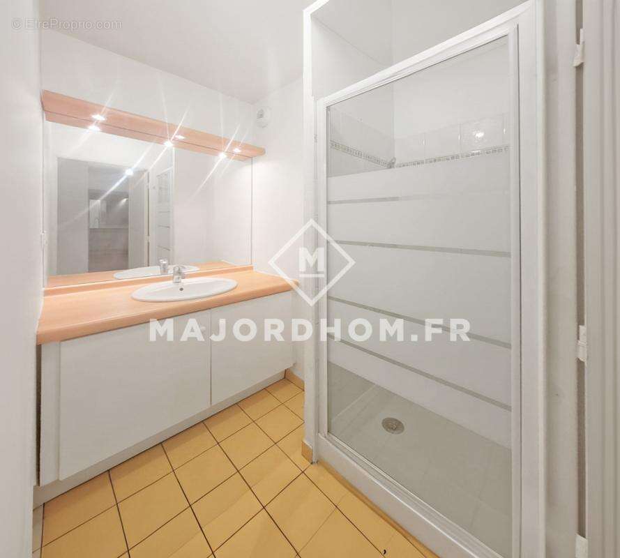 Appartement à MARSEILLE-15E