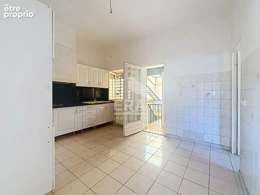 Immeuble 126m² à port-de-bouc - photo 5