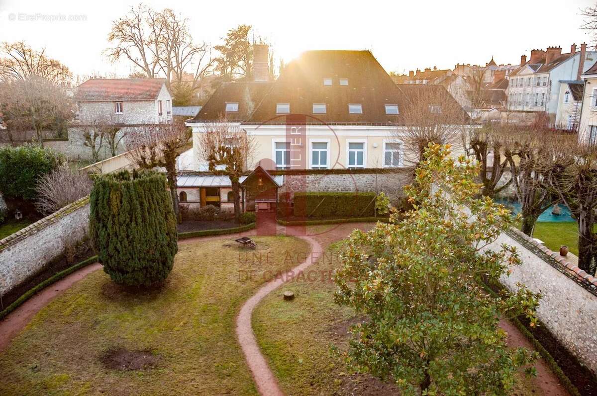 Maison à FONTAINEBLEAU