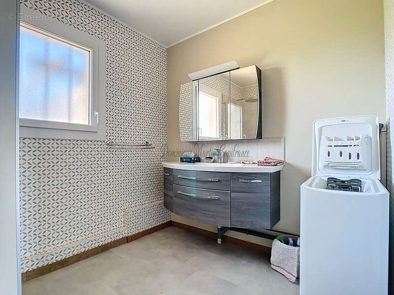 Maison à LA CHARTRE-SUR-LE-LOIR