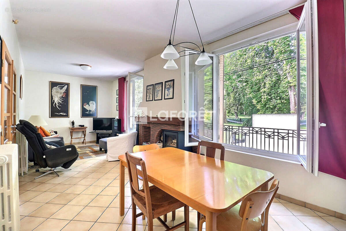 Maison à VITRY-SUR-SEINE