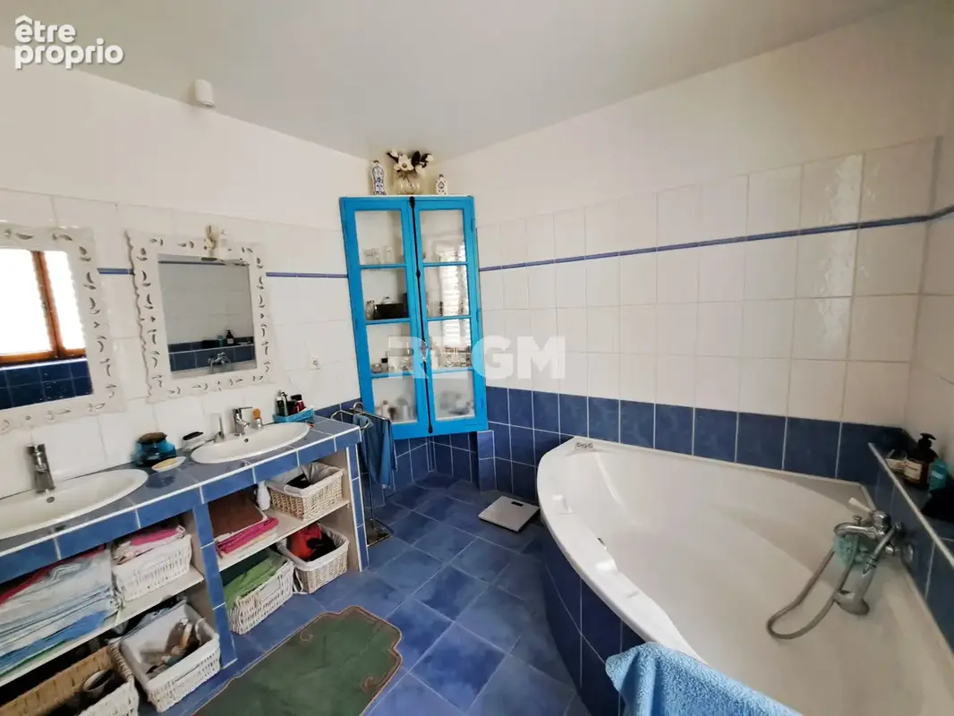 Maison en pierre  5 chambres voire +, à GARDONNE 264 m2 hab - photo 13